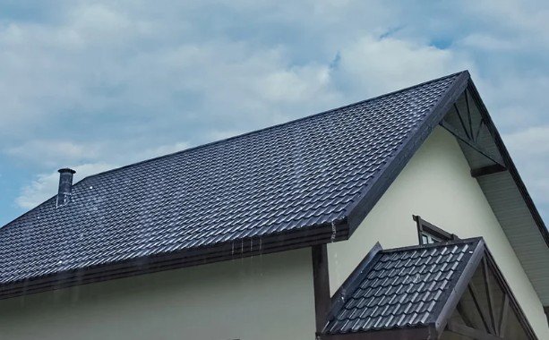 How Riverbend Roofing & Exteriors Helps Buyers Make a Better Decision