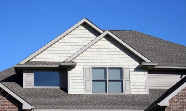 Why Logan Roofs Fail for Different Reasons Than Roofs Elsewhere